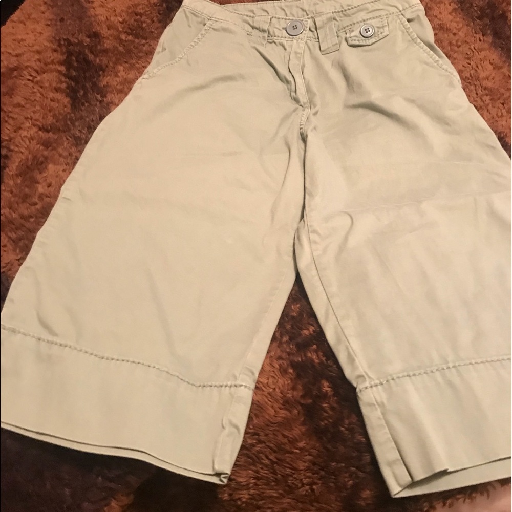 Woolrich sea green capris size 6